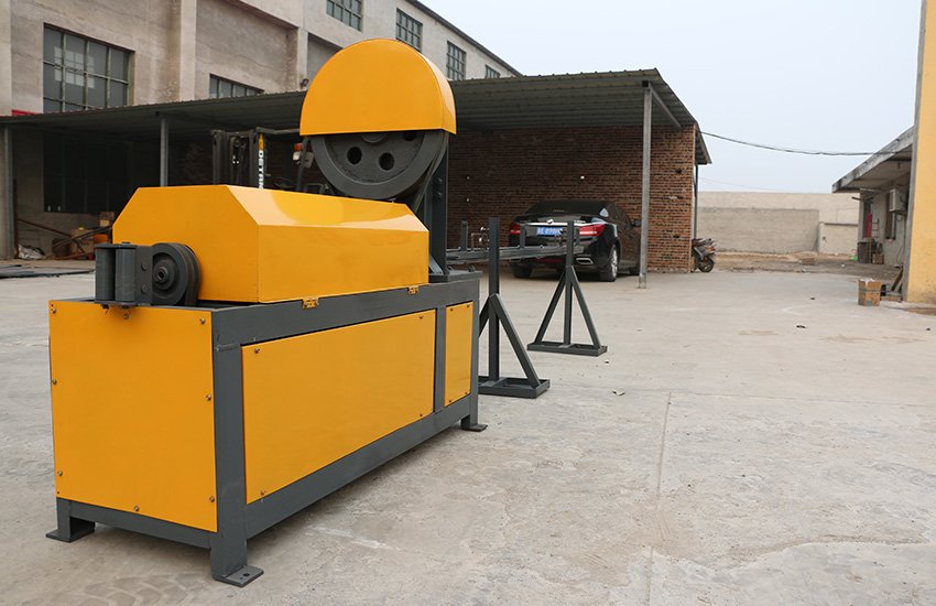 GT6-12 Coil straightening cutting machine Product display.jpg