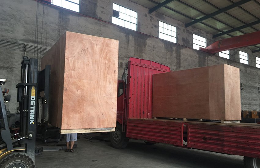 SJ-42 Reducing diameter machine Packaging & Shipping.jpg