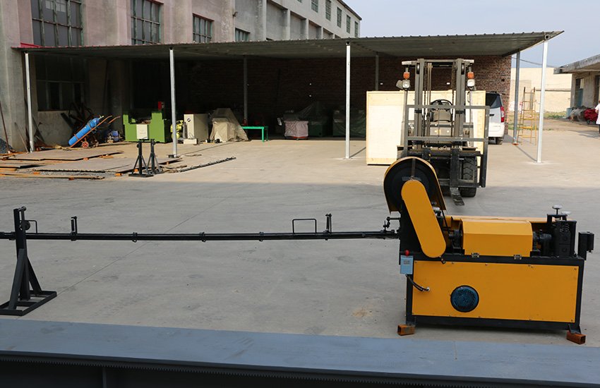 GT3-6 Zero error straightening and cutting machine Product display.jpg