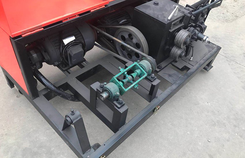 GT2.5-6 Full-automatic straightening and cutting machine Product display.jpg