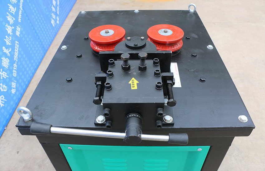 GWH-32 Manual bending machine Product display.jpg