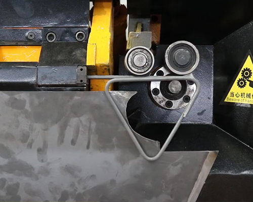 Bending axis assembly
